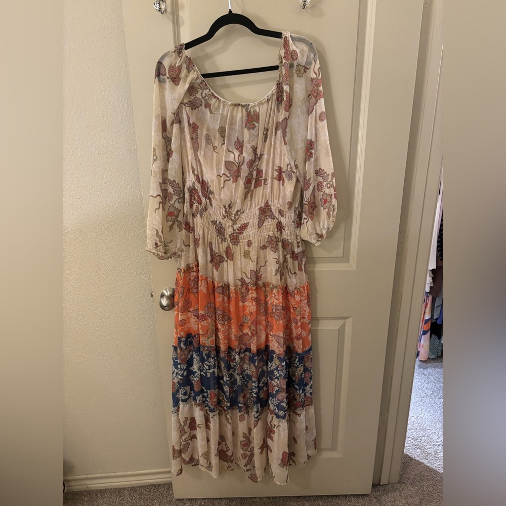 Fig and Flower Floral Maxi Dress 3X - Plus size, bohemian, vacation, modest - Picture 4 of 9